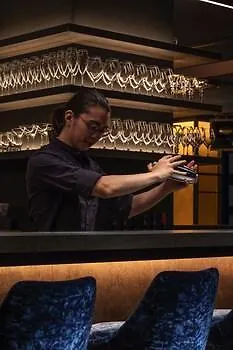 The Lively Osaka Honmachi Hotel