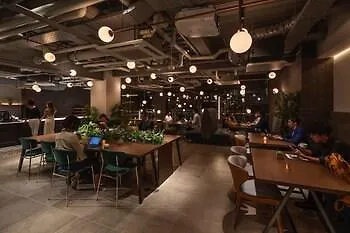 The Lively Osaka Honmachi Hotel