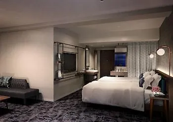 The Lively Osaka Honmachi Hotel