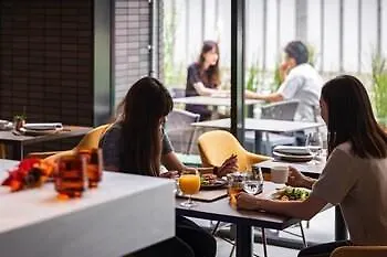 The Lively Osaka Honmachi Hotel
